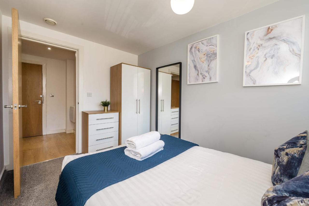 Host & Stay - Central Balcony Apt Liverpool Kültér fotó